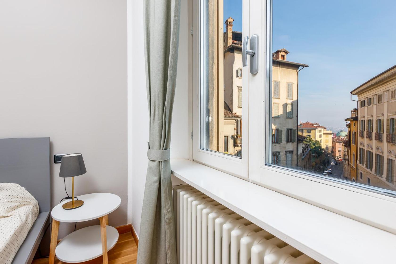Near Funicolar Bergamo Alta Design House 1 Apartment Ngoại thất bức ảnh